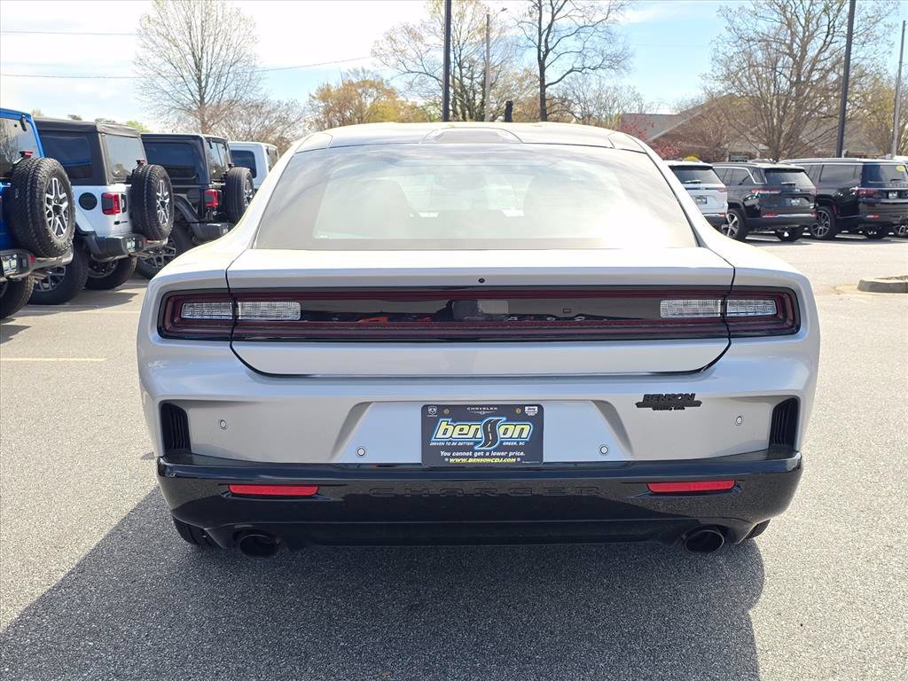 New 2026 Dodge Charger R/T w/ Driver Convenience Group AWD/4WD image 4