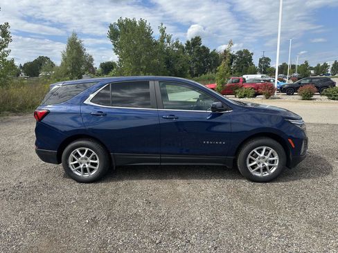 Used 2022 Chevrolet Equinox LT AWD/4WD image 20