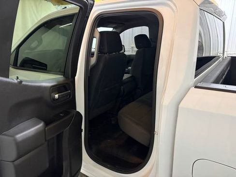 Used 2019 Chevrolet Silverado 1500 W/T w/ WT Safety Package AWD/4WD image 14