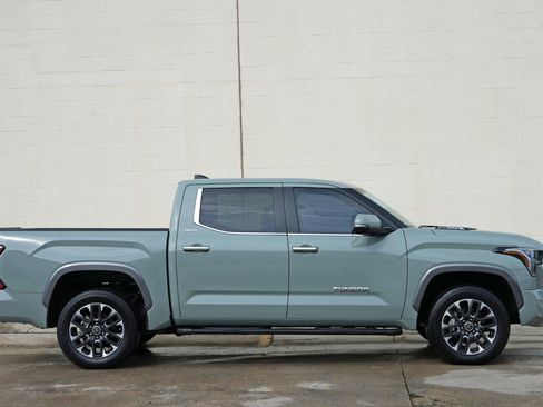 Used 2024 Toyota Tundra Limited AWD/4WD image 56