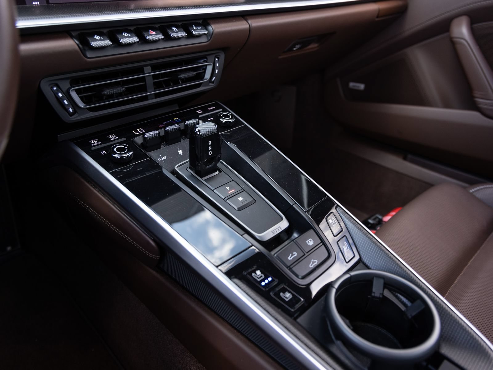 Certified 2021 Porsche 911 Turbo S AWD/4WD image 18