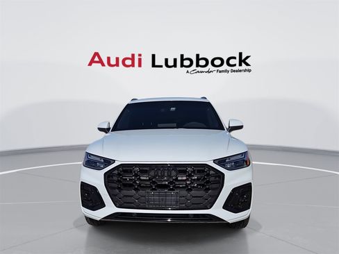 Used 2025 Audi Q5 e Premium Plus w/ Premium Plus Package image 3