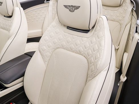 Used 2020 Bentley Continental GT V8 AWD/4WD image 29