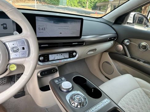 Used 2023 Genesis GV60 Performance AWD/4WD image 10