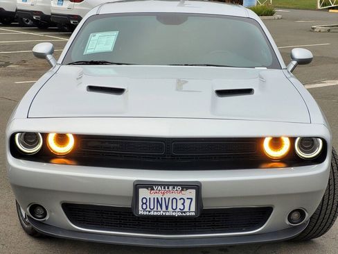 Used 2020 Dodge Challenger SXT w/ Blacktop Package image 8