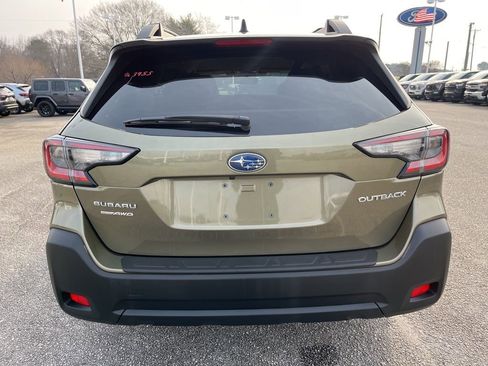 Used 2024 Subaru Outback Premium image 6