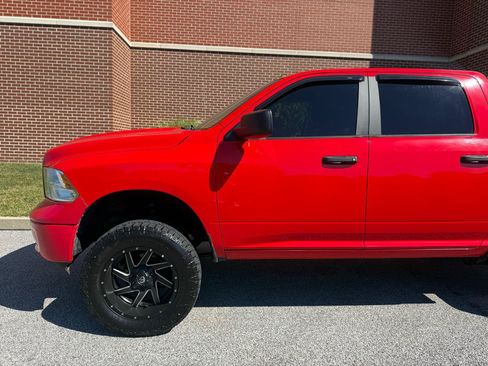 Used 2018 RAM 1500 Classic SLT AWD/4WD image 7