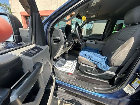 Used 2015 Ford F150 XLT w/ Equipment Group 302A Luxury AWD/4WD image 8