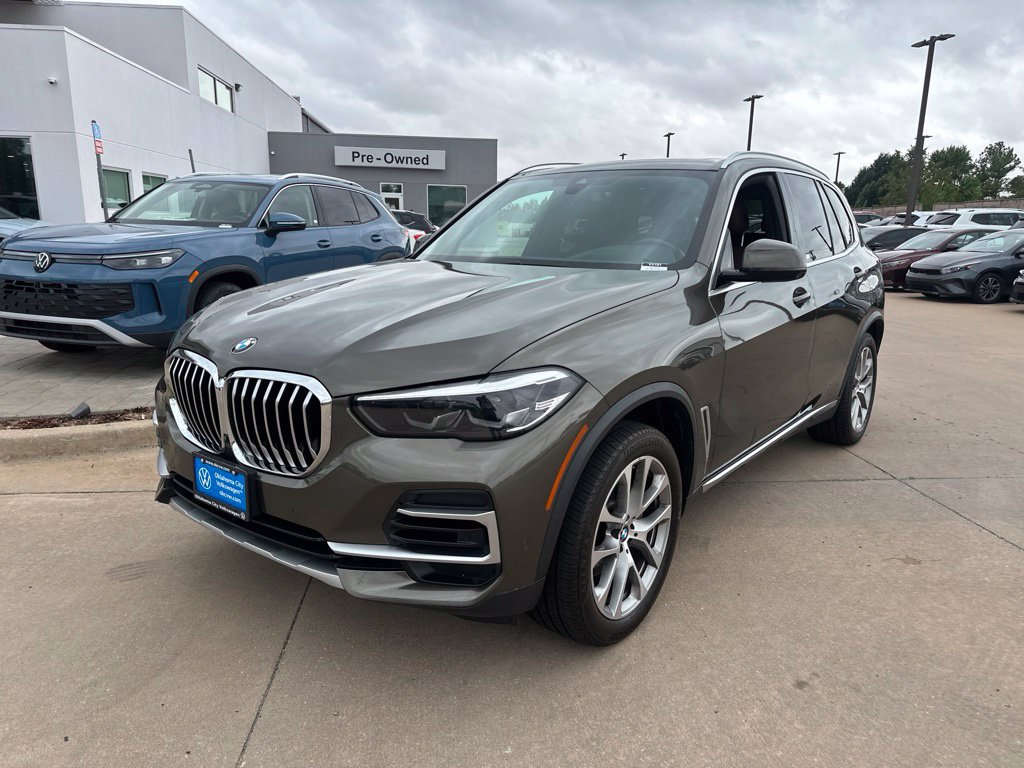 Used 2023 BMW X5 sDrive40i w/ Climate Comfort Package RWD image 1