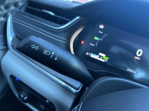 Used 2022 Jeep Grand Cherokee Overland image 29