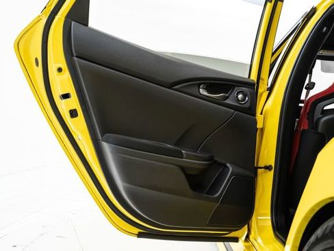 Used 2021 Honda Civic Type R Limited image 22