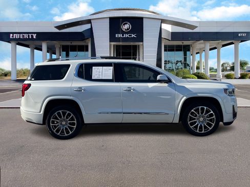 Used 2023 GMC Acadia Denali w/ Denali Ultimate Package image 2