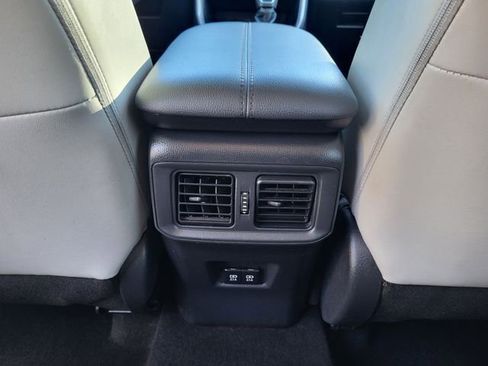 Used 2019 Toyota RAV4 XLE Premium image 14