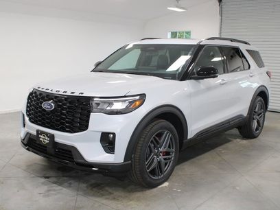 New 2026 Ford Explorer ST-Line w/ ST-Line Street Pack
