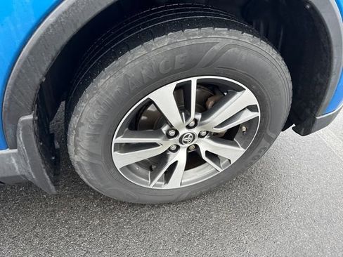 Used 2017 Toyota RAV4 XLE w/ Plus Extra Value Package image 11