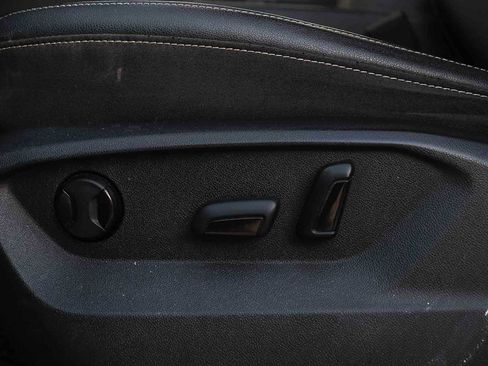 Used 2021 Volkswagen Atlas SE w/ Towing Package image 21