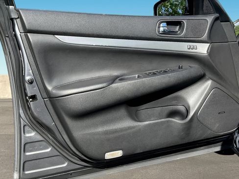 Used 2013 INFINITI G37 Journey w/ Premium Pkg RWD image 19