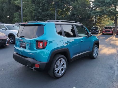 Used 2022 Jeep Renegade Limited AWD/4WD image 5