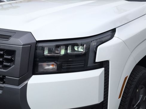 New 2026 Nissan Frontier SV w/ Tow Package RWD image 8