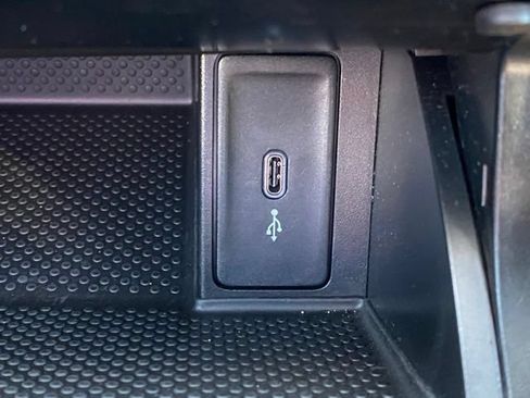 Used 2021 Volkswagen Golf 4-Door FWD image 19
