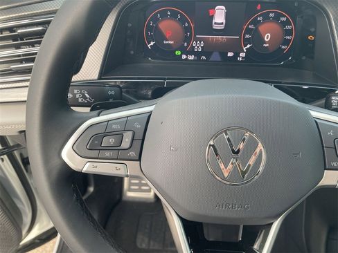 New 2026 Volkswagen Atlas Peak Edition image 20