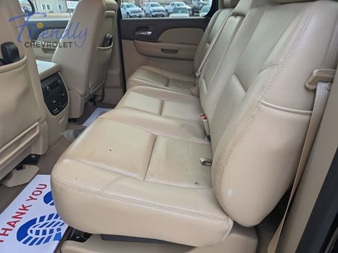 Used 2013 Chevrolet Avalanche LTZ AWD/4WD image 16