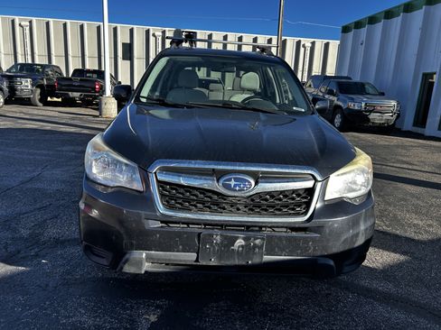 Used 2015 Subaru Forester 2.5i Premium w/ All-Weather Package image 8