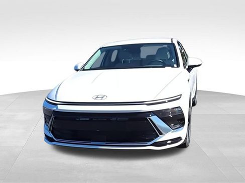 New 2026 Hyundai Sonata SEL FWD image 3