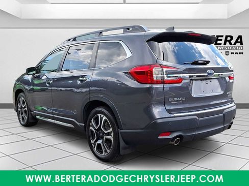 Used 2023 Subaru Ascent Touring AWD/4WD image 4
