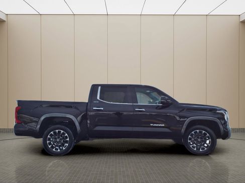Used 2025 Toyota Tundra Limited AWD/4WD image 6