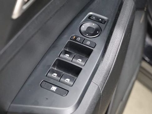 Used 2026 Kia Sportage LX FWD image 19