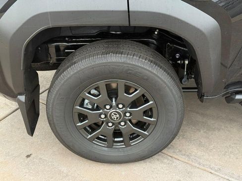 New 2025 Toyota 4Runner SR5 image 7