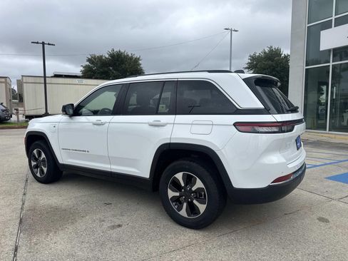 Used 2024 Jeep Grand Cherokee Limited 4xe AWD/4WD image 7