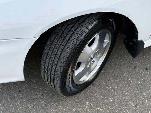 Used 2001 Honda Accord EX image 25