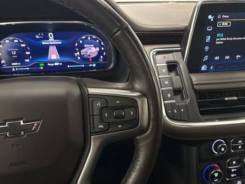 Used 2023 Chevrolet Suburban Z71 w/ Luxury Package image 58