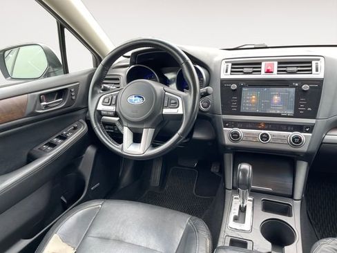 Used 2016 Subaru Outback 2.5i Limited AWD/4WD image 11