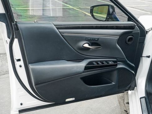 Used 2022 Lexus ES 250 250 image 9