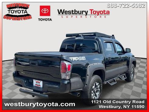 Used 2022 Toyota Tacoma TRD Off-Road w/ Technology Package AWD/4WD image 7
