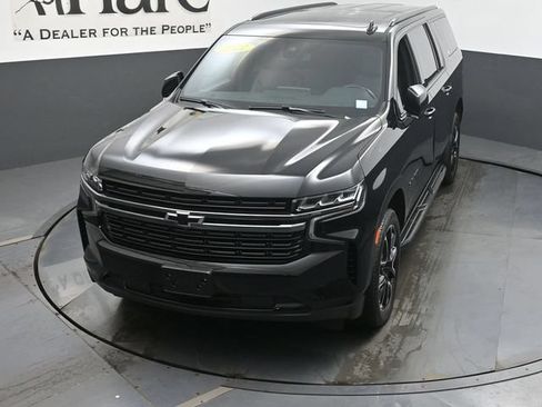 Used 2022 Chevrolet Suburban RST w/ Luxury Package AWD/4WD image 49