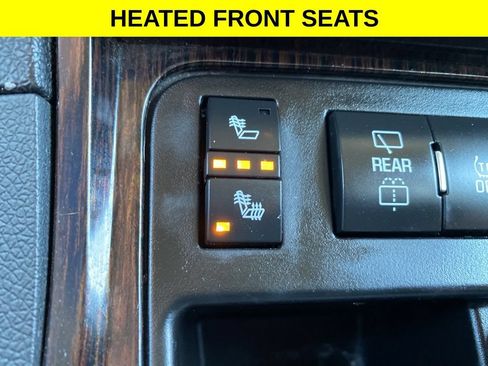 Used 2015 Chevrolet Traverse LT FWD image 12