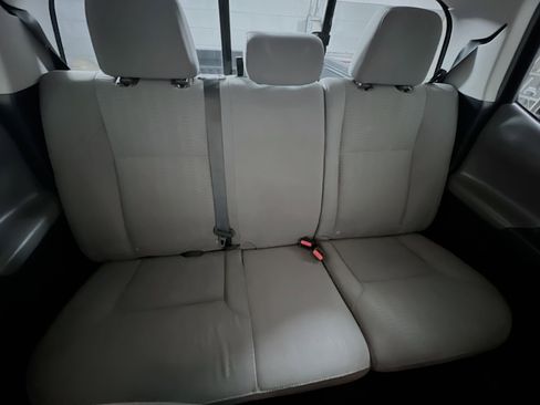Used 2019 Toyota Tacoma SR w/ SR Convenience Package RWD image 31