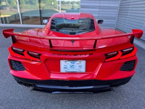 Used 2023 Chevrolet Corvette Stingray Premium Cpe w/ Z51 Performance Package RWD image 4