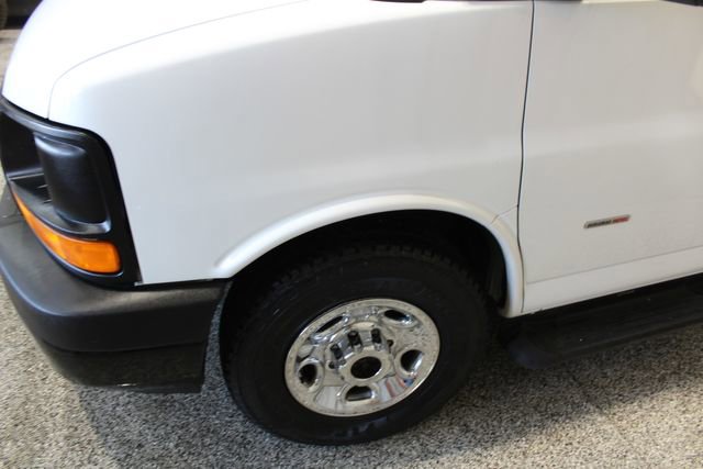 Used 2014 GMC Savana 3500 RWD image 10