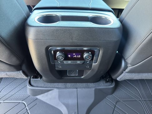 New 2026 Chevrolet Tahoe Premier AWD/4WD image 21