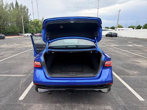 Used 2026 Nissan Sentra SR w/ SR All Weather Package FWD image 17