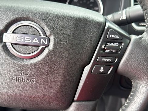 Used 2024 Nissan Frontier SV w/ SV Convenience Package image 8