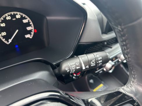 Used 2025 Honda CR-V EX-L image 17