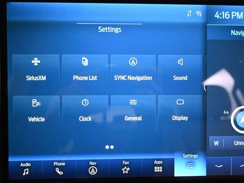 Used 2022 Ford F250 Lariat w/ Chrome Package image 26