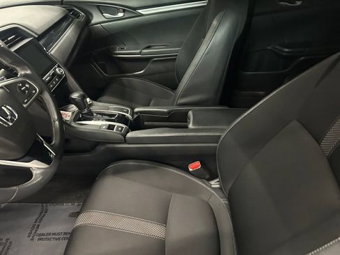 Used 2019 Honda Civic Sport image 25