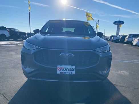Used 2023 Ford Escape Active image 14